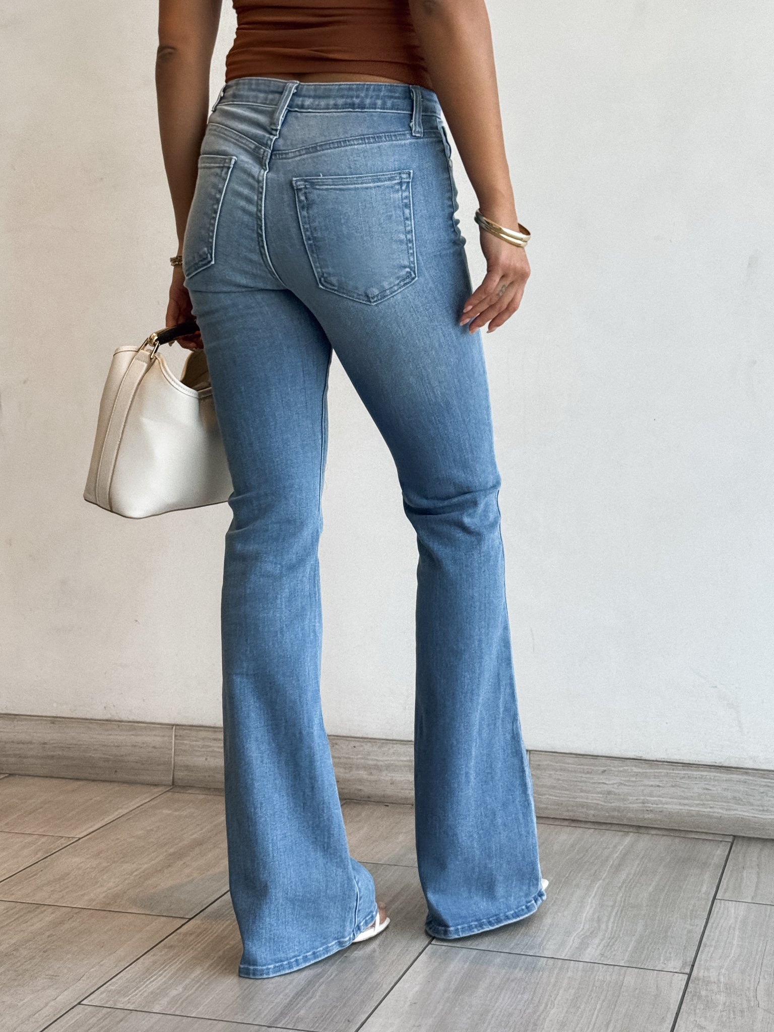 Cleo Skinny Flare Jeans in Med Denim