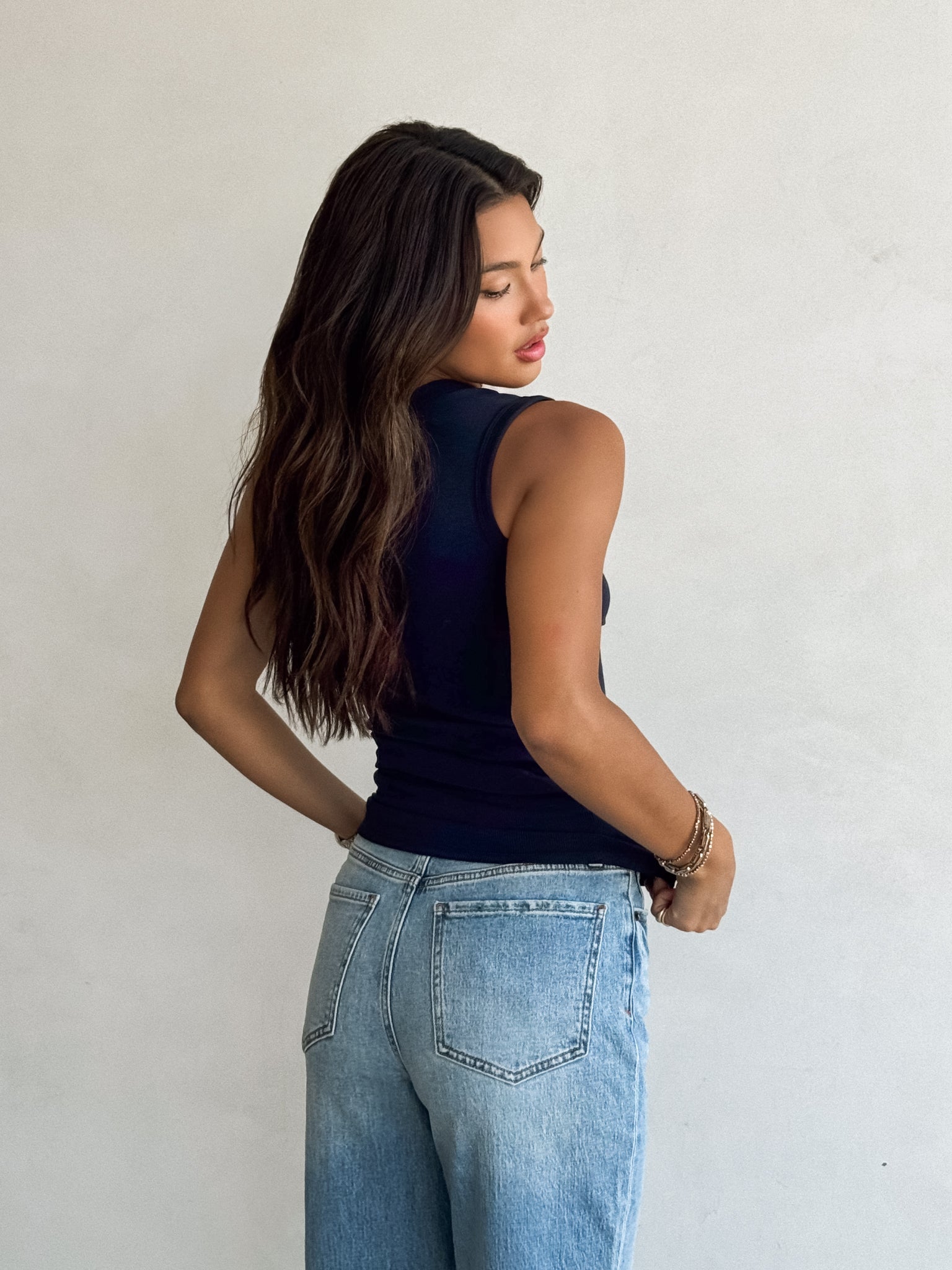 Cait Scoop Neck Tank