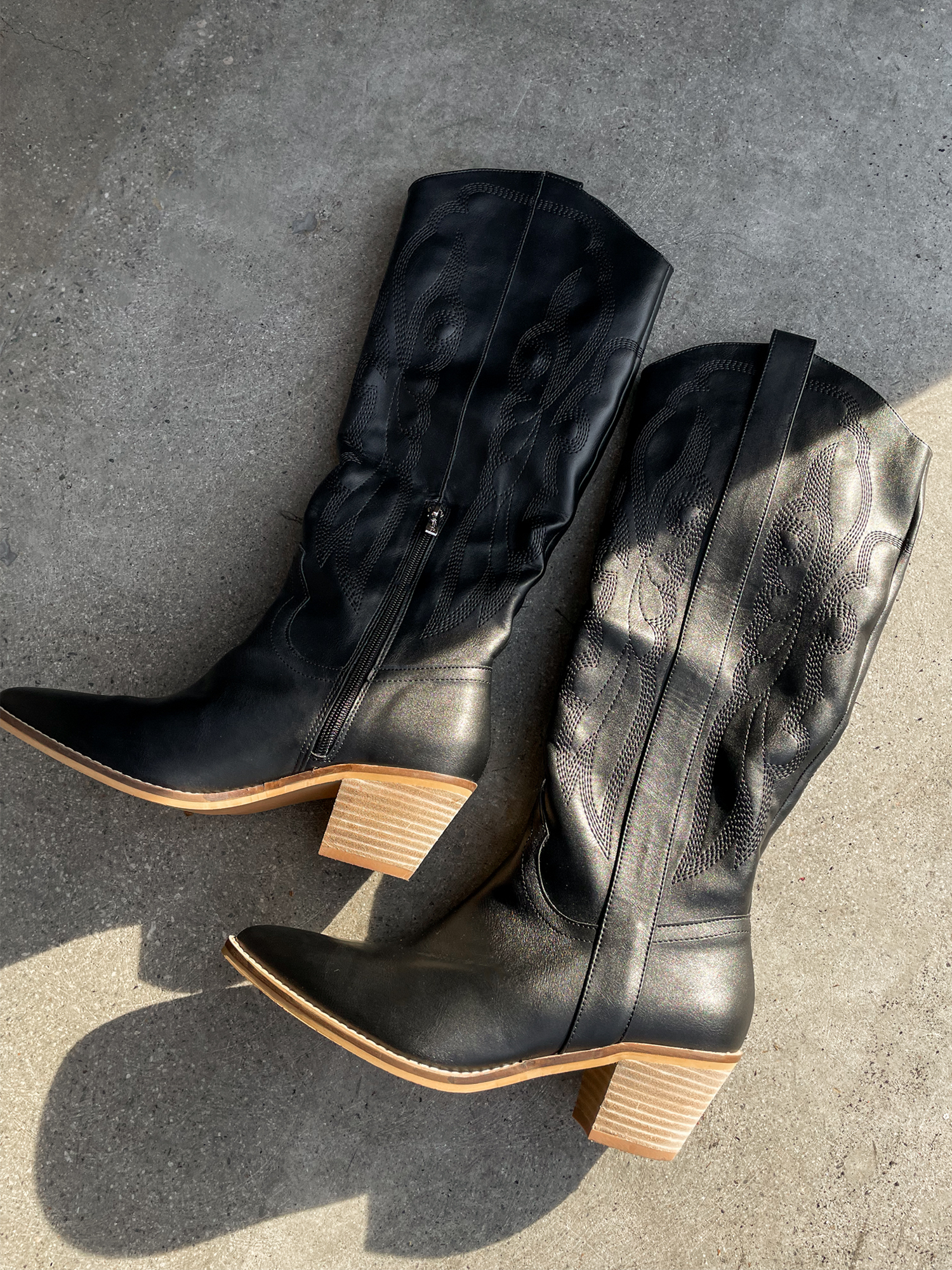 Bailey Cowgirl Boot in Black - Final Sale